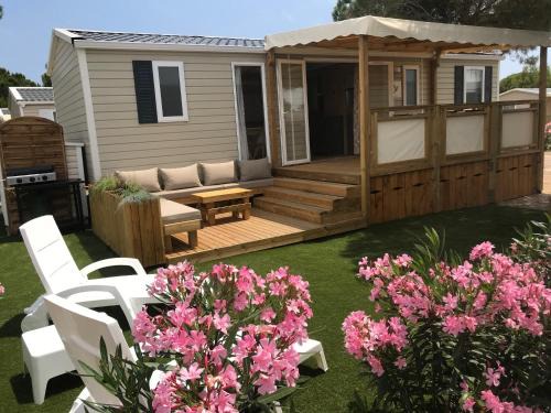 Canet-Plage House | MOBIL HOME camping le Mar Estang bord de plage