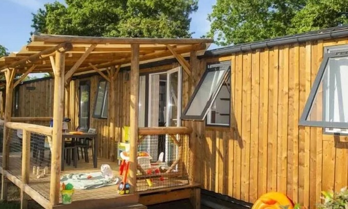Pouzauges House | Mobil-home Prestige Smala - 4 Schlafzimmer - 2 Badezimmer - 2 WC - CLIM - TV + Geschirrspüler 8 Personen