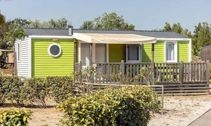 Cadenet House | Mobilheim A/C