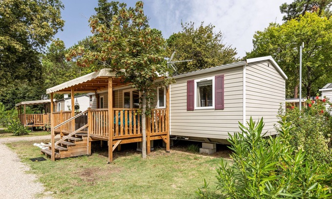 Lege-Cap-Ferret RV Rental | Mobilhome 3 rooms, 2 bathrooms - Cap Ferret with Terrace, Tennis Court & Grill
