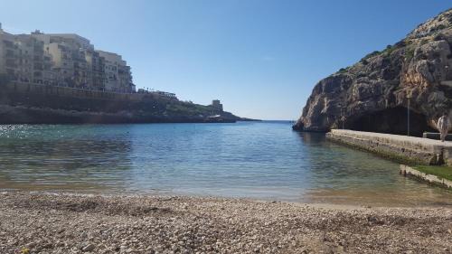 Xlendi Apartment | Mobydick Apartments by RBG