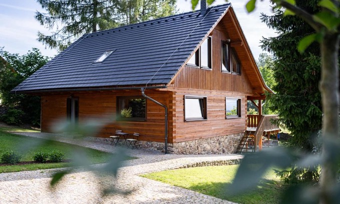 Vimperk Ski Chalet | Moderní šumavská roubenka s výhledem na Boubín