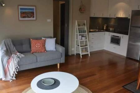 Sandy Bay Apartment | Modern 1 bed-walk Casino riverfront 5 mins to CBD