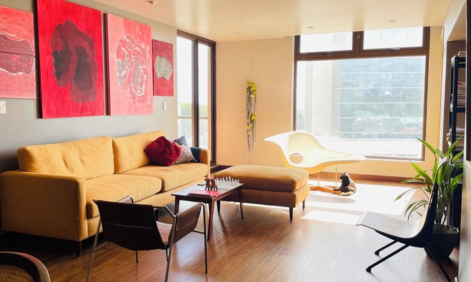 Zona 15 Apartment | Modern 1-bedroom, beautifully decorated apartment in Guatemala City, zone 10.