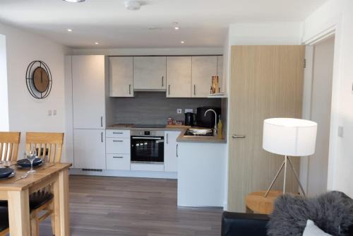 Exmouth Apartment | Modern 1BR with Sofa Bed Stay