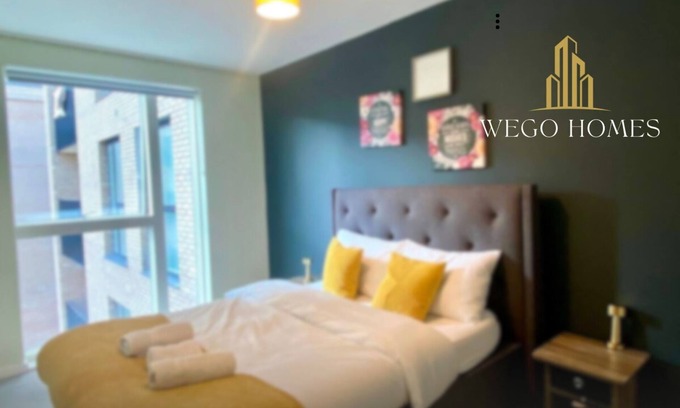 Newham Apartment | Modern 2-Bed Flat Balcony View