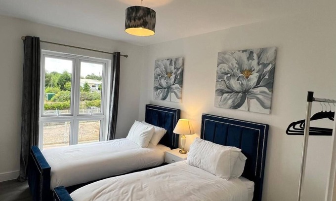 Sittingbourne Apartment | Modern 2 Bedroom Apartment