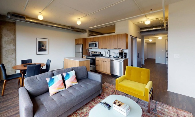 Eisenhower East Apartment | Modern 2BR in The Carlyle District w/ Amenities