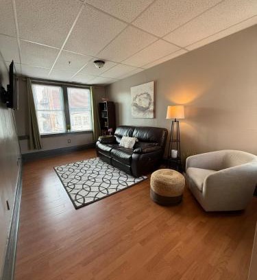 Morgantown Apartment | Modern 2BR with Ensuite, Downtown Morgantown, WVU