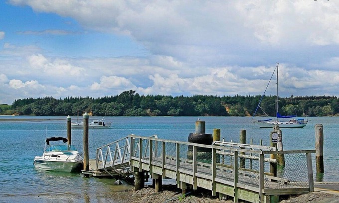 Omokoroa Apartment | MODERN ACCOMMODATION IN FABULOUS LOCATION!