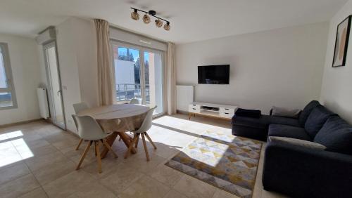 Divonne-les-Bains Apartment | Modern and Comfortable 2-bedroom apartment near the center