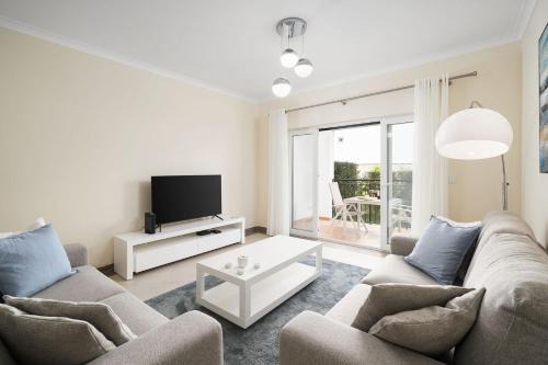 Tavira Apartment | Modern and Spacious Holiday Apartment, Cabanas