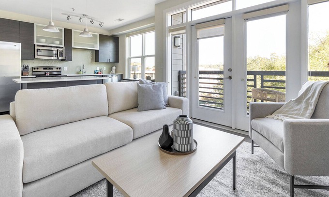 NoDa Apartment | Modern Apartment in Prime Location (ID9667X61)