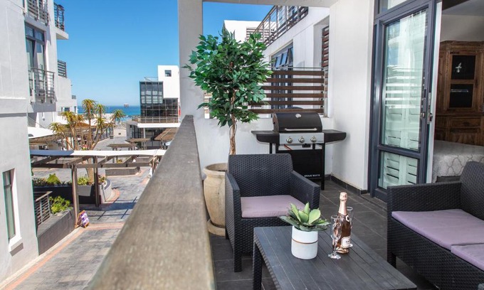Big Bay Apartment | Modern Beachfront 2 Bed Apartment 144 Eden on the Bay, Blouberg, Cape Town