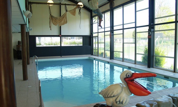 Dordtse Biesbosch Ski Chalet | Modern chalet near Biesbosch
