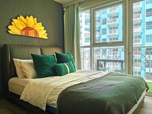 Tambo Apartment | Modern Condo in Prime Location
