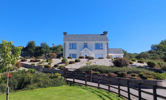 Donegal House | Modern Detached Holiday Home