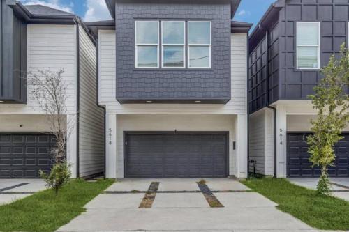 Greater East End House | Modern East Downtown Home