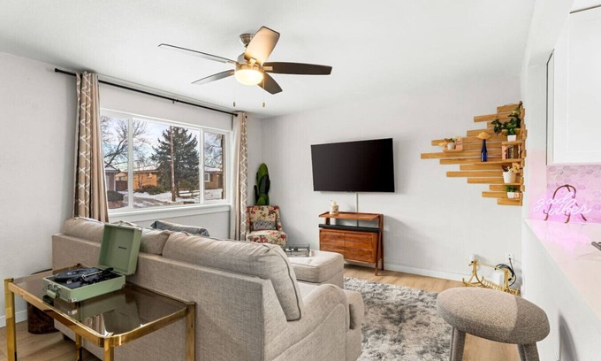 Welby House | Modern Family Friendly Escape|Central|5-Bedroom