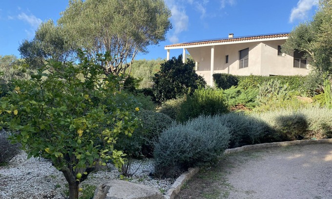 Sotta Villa | Modern family standing villa with pool 10 minutes from the beaches