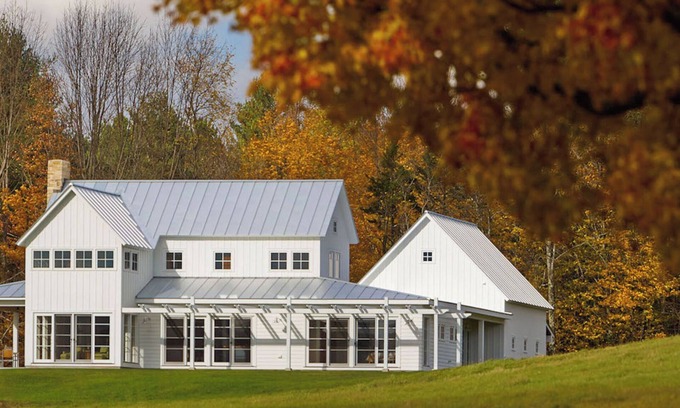 Rochester House | Modern Farmhouse on 25 Acres/Superb Views.