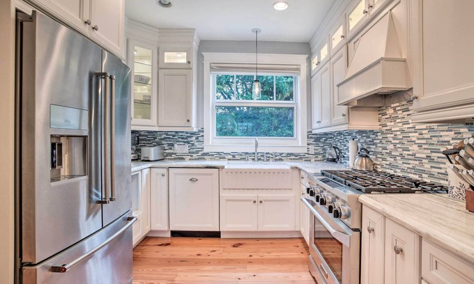 Croissant Park House | Modern Ft Lauderdale Escape w/Deck & Grill!