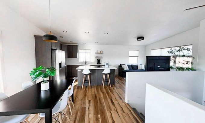 Blackhawk House | Modern Home with Hot Tub + Sauna