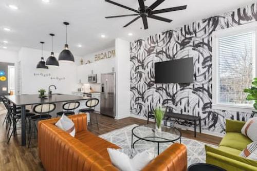 Cleveland Park House | Modern Home with Large Patio plus Rooftop Deck and Garage