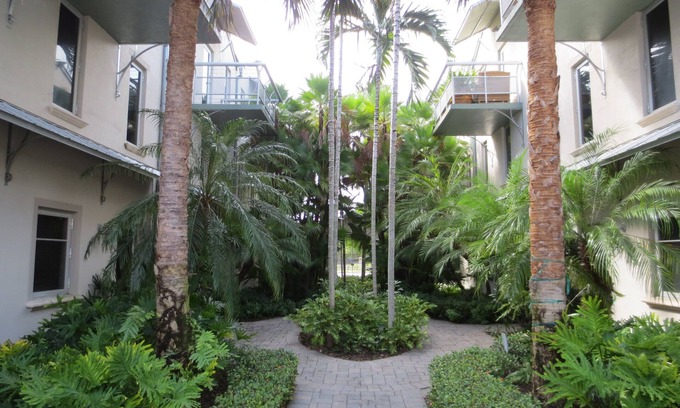 Downtown Fort Lauderdale House | Modern Loft Over 2000 Sqft - Downtown/Beach/Port