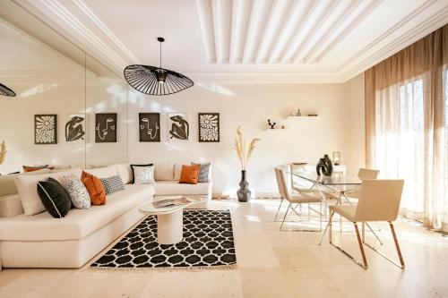 Ouahat Sidi Brahim Apartment | Modern Oasis with Waterpark