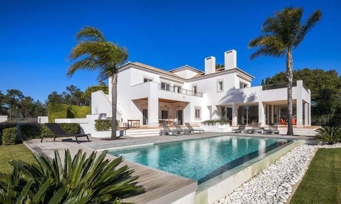 Quinta do Lago Villa | Modern Quinta do Lago villa with pool. Close to beach. W140 - Almancil, Algarve