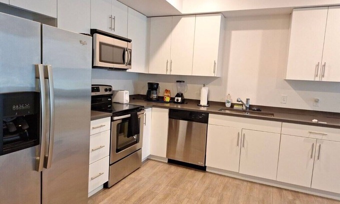 Salt Lake City Apartment | Modern Resort Inspired 2BR Apt w/Pool/gym/hot Tub