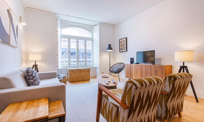 Misericordia Apartment | Modern Rustic Flat in Santos by LovelyStay