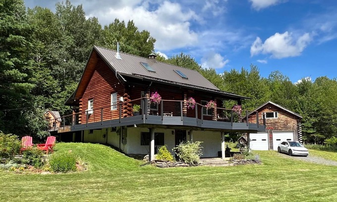 Grand Gorge Ski Chalet | Modern Rustic Log Chalet w/mtn views, pool & bonus loft on 17 secluded acres