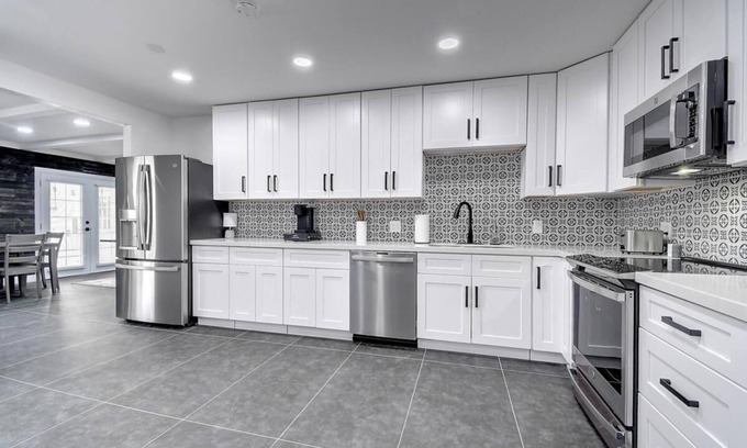 Security Acres House | Modern Scottsdale Escape