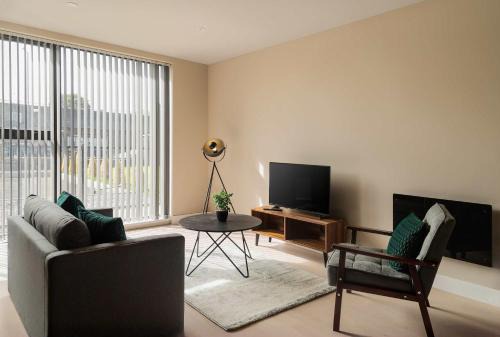 Bloxwich Apartment | Modern & Spacious 1 Bed Apartment in Birmingham