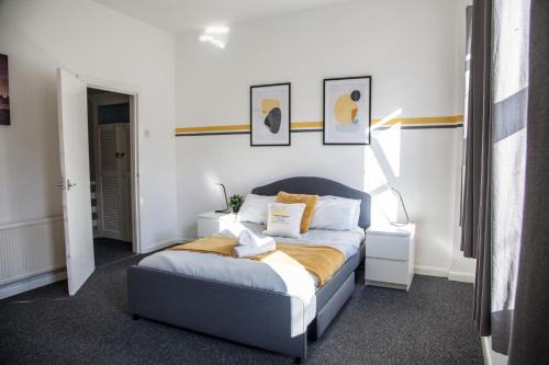 Wallasey Apartment | Modern Spacious 4 Bedroom Entire House, 6 Beds, Home From Home, Monthly Offers