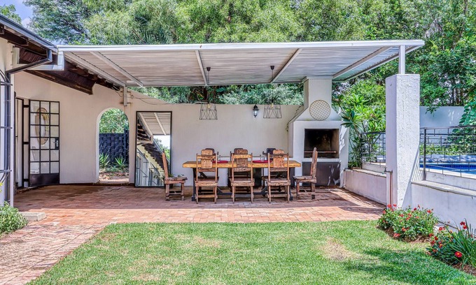 The Reeds House | Modern Spanish House-3br-pool-solar-samrand