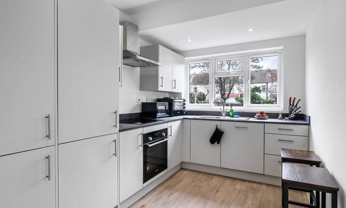 Wembley Central Apartment | Modern Studio Rooms in Wembley 3 DUP