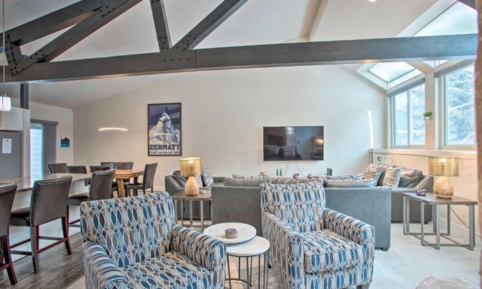 Eagle-Vail House | Modern Townhome about 4 Miles to Beaver Creek Resort!