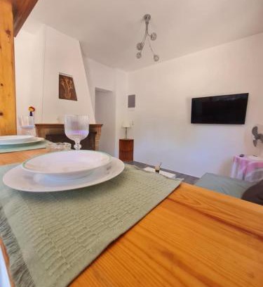 Nea Makri House | Modern traditional tranquil house with garden