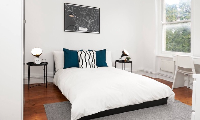 Forest Hill Apartment | Modern, Victorian 4 Bed Spacious Flat Forest Hill | South London