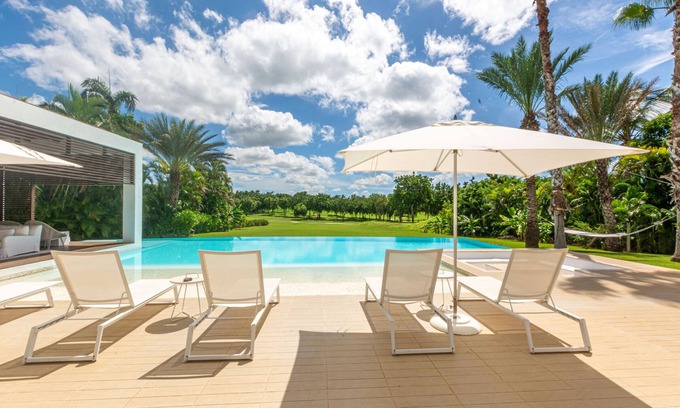 Casa de Campo Resort | Modern Villa with spectacular Golf Views inside the famous Casa de Campo resort