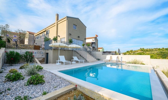 Momjan House | Modern villa with swimming pool - Villa Volare + Cantare