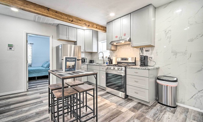 El Paso Cottage | Modern West TX Home in the Heart of El Paso!