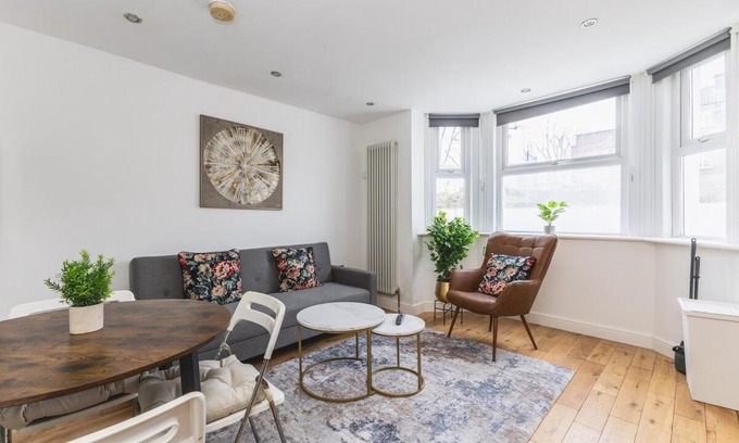 Fairfield Apartment | Modern1-Bed - Central Croydon