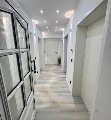 Gelsenkirchen-West House | Modernes Haus mit Garten & Privatparkplatz Villa