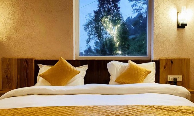Bhimtal Hotel | Mohini's Lakeview Cottages