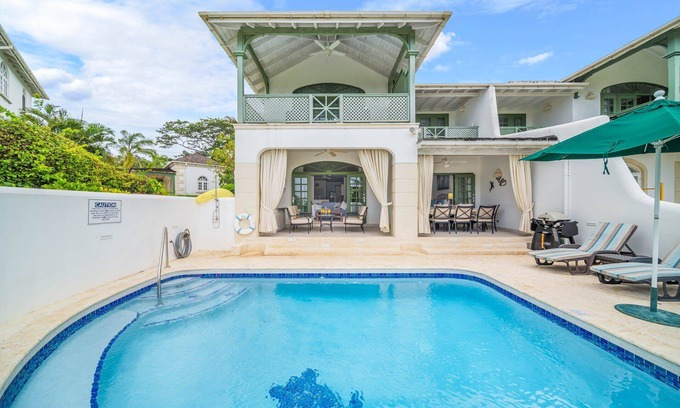 Mount Standfast House | Mojito Villa: Luxurious 3-Bedroom Villa with Ocean Views, Pool & Beach Access