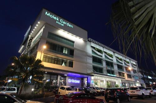 Taman Molek Hotel | Molek Garden Hotel